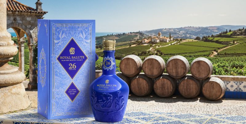 Rượu Chivas 26 Colheita Port Cask Finish