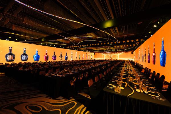 Tư vấn mua sắm rượu Chivas 